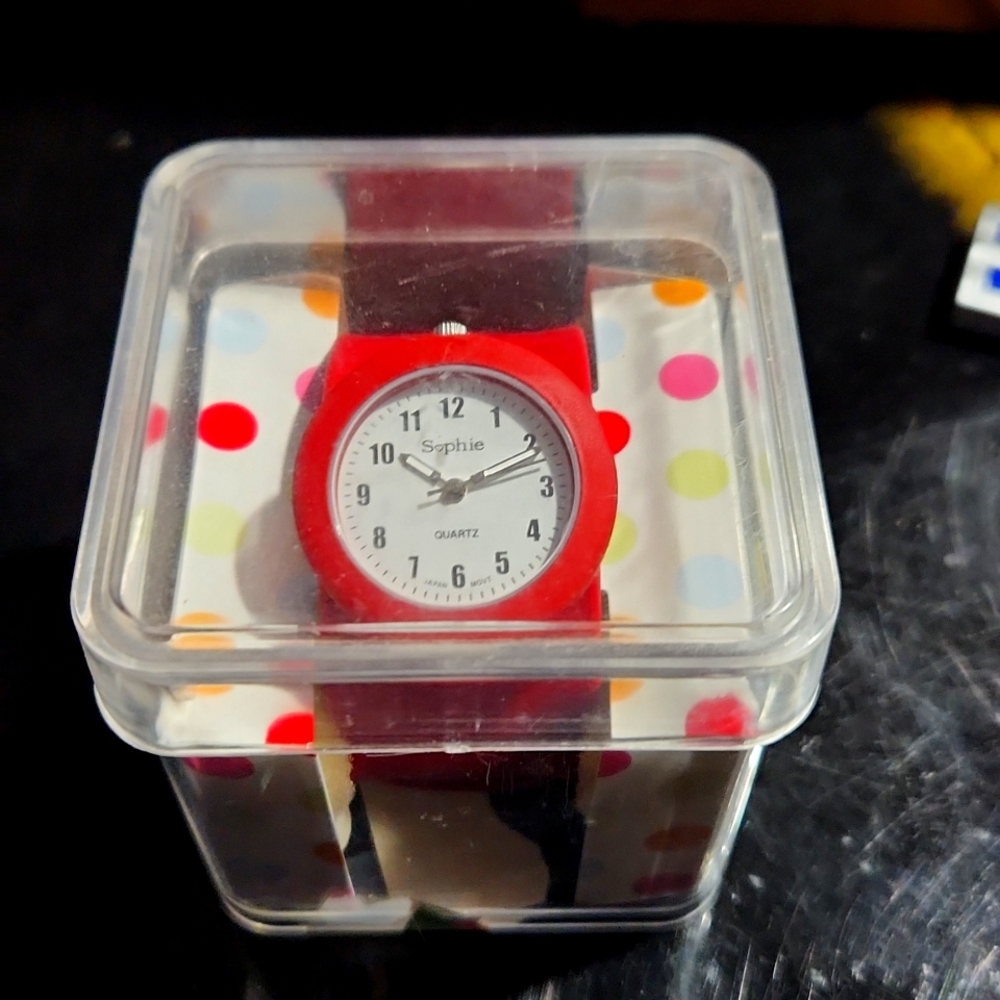 Sophie quartz slap watch